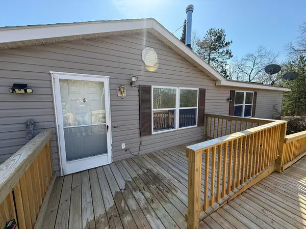 N6720 S 3rd Street, CRIVITZ, WI 54114
