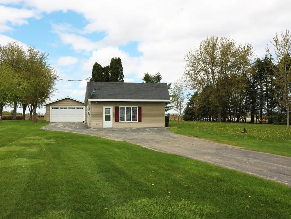 W616 County Rd S, Kaukauna, WI 54130 - #1