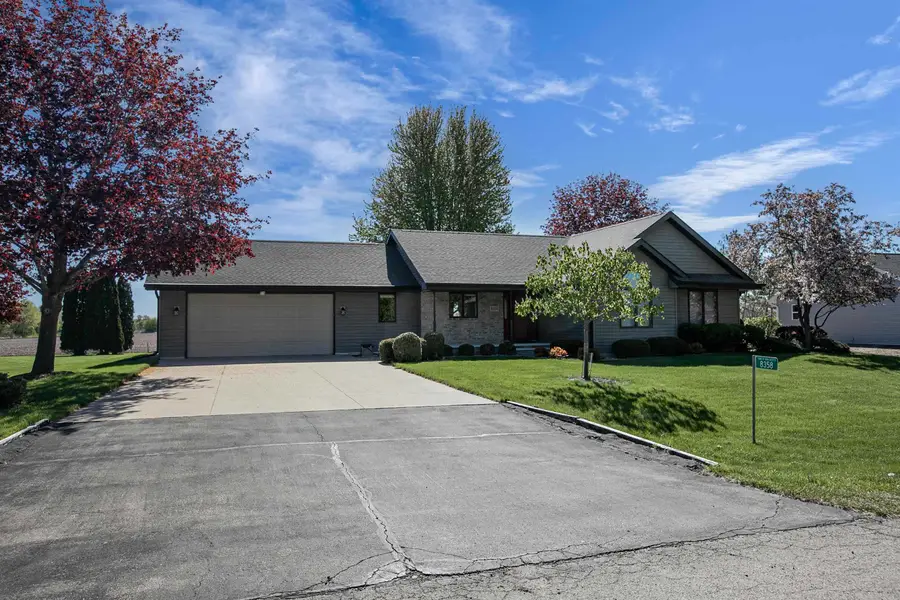 8358 Pheasant Run Trail, Larsen, WI 54947 - #2