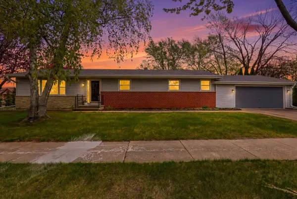 920 S Westhaven Drive, OSHKOSH, WI 54904
