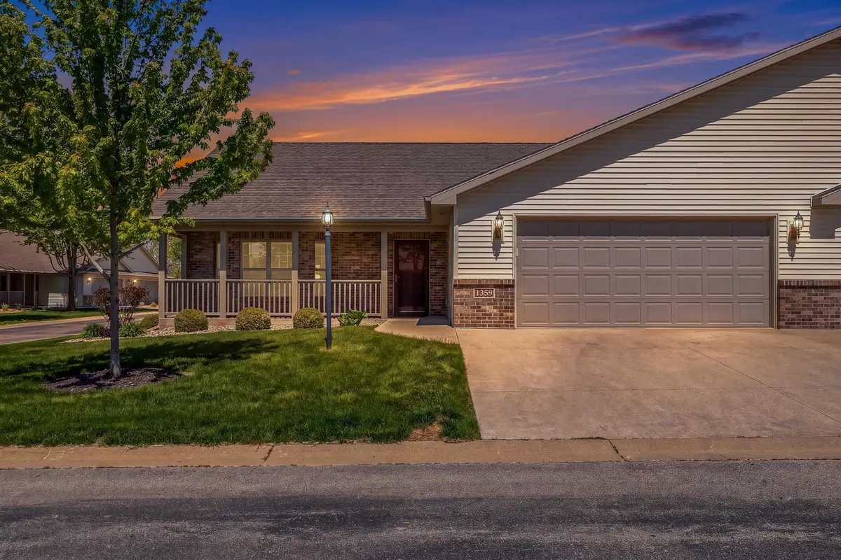 1359 Moonlight Lane, Fond Du Lac, WI 54937 - #1
