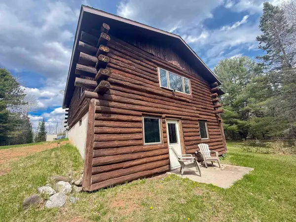 463 West Fischer Lake Parkway, NIAGARA, WI 54151-0000