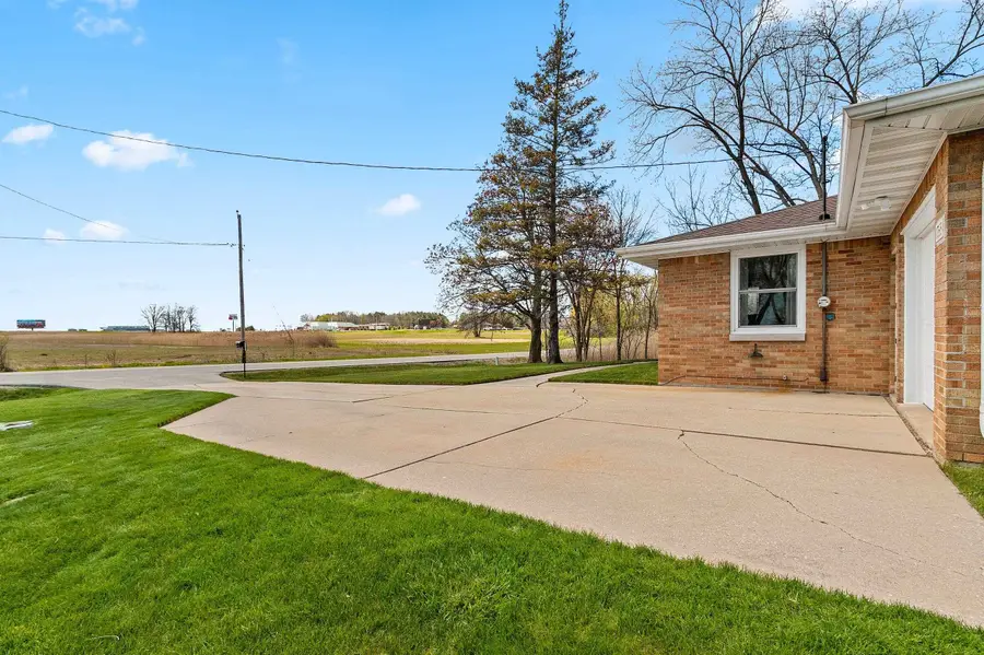 1768 North Road, Ashwaubenon, WI 54313-5547 - #3