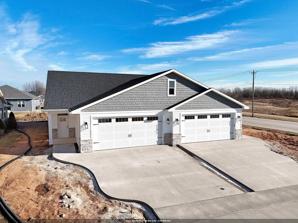 1901 Hidden Hollow Lane, Manitowoc, WI 54220 - #1