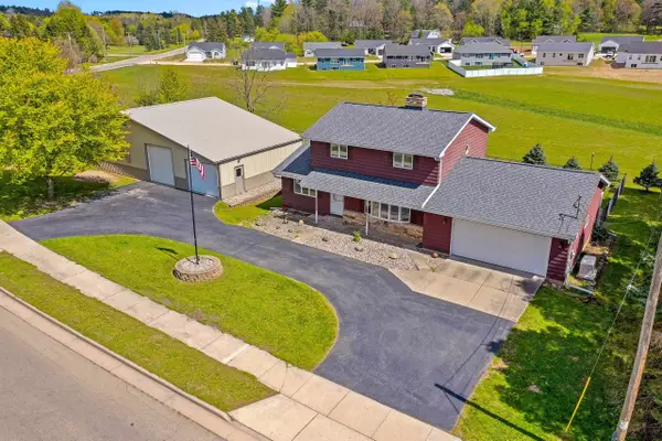568 N Nash Street, HORTONVILLE, WI 54944