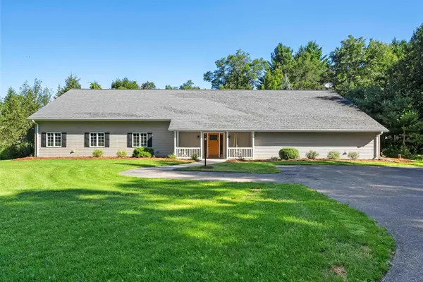 N10909 Peshtigo River Lane, CRIVITZ, WI 54114