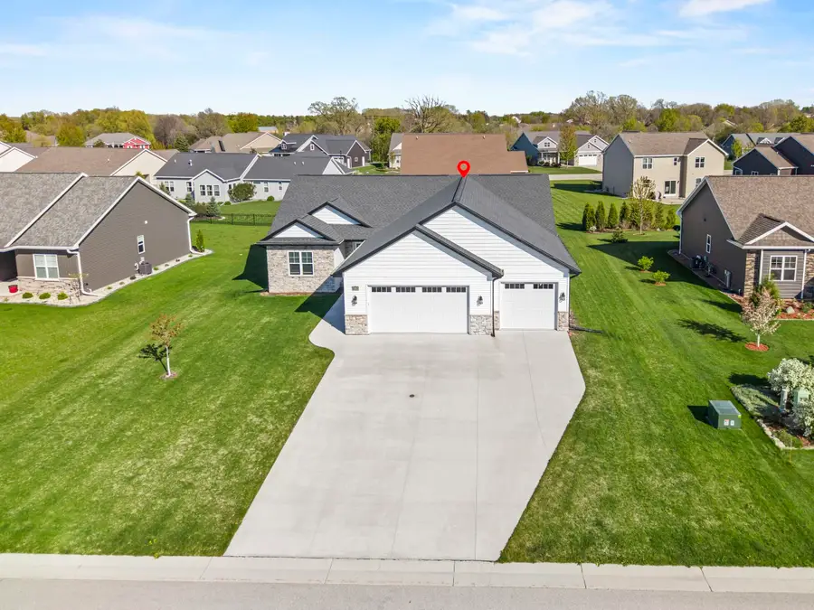 1983 Mimosa Lane, Neenah, WI 54956 - #3