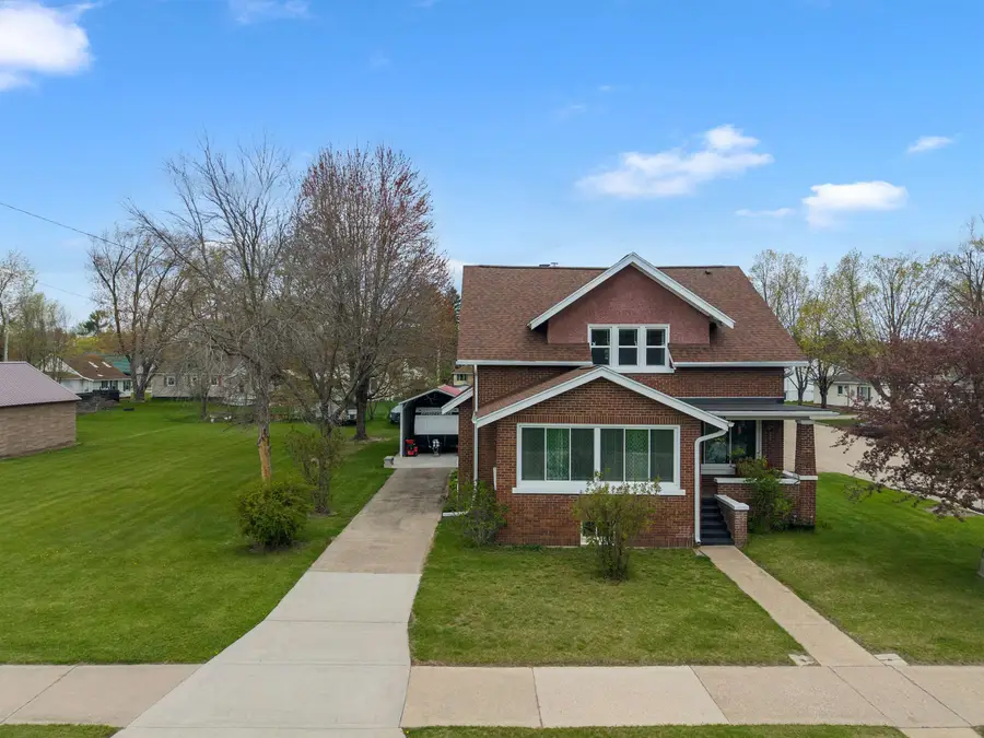 518 Sherman Street, Marion, WI 54950 - #3