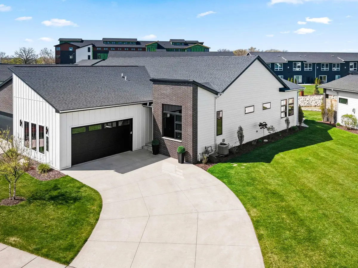 366 Aldon Circle, Green Bay, WI 54304 - #1