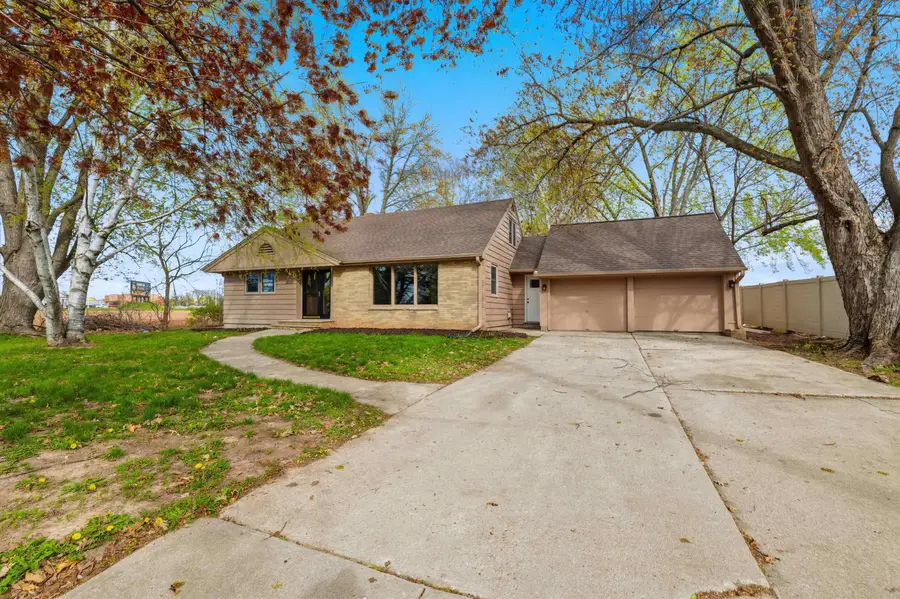 1223 Guns Street, Green Bay, WI 54311 - #2