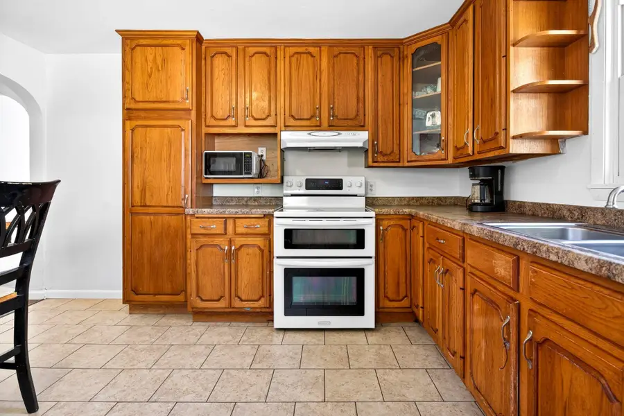 1236 E Glendale Avenue, Appleton, WI 54911 - #3