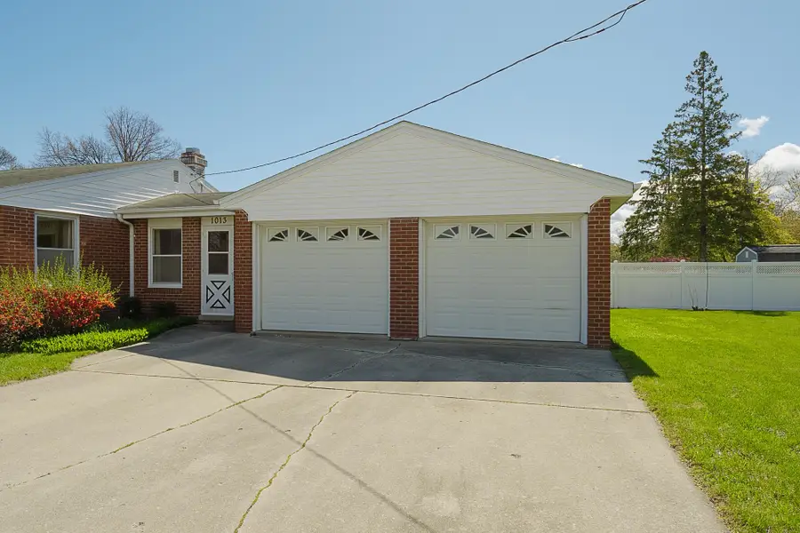 1013 Schwartz Street, Green Bay, WI 54302-3121 - #3