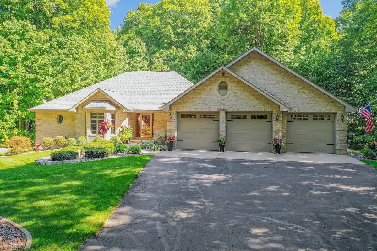 4146 Don Circle, New Franken, WI 54229-9473 - #1