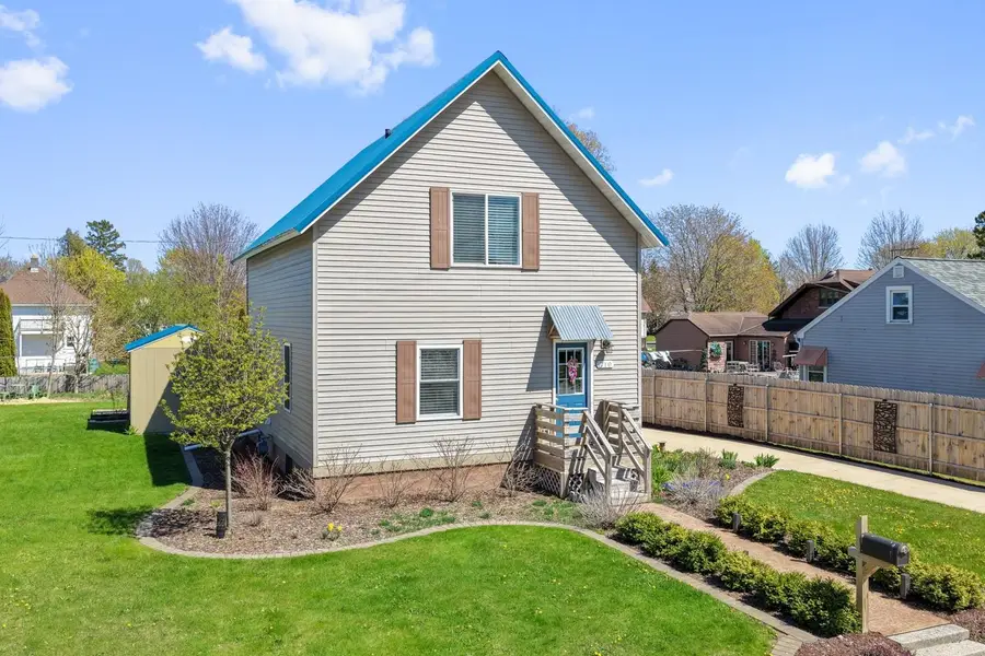 710 1st Street, Kewaunee, WI 54216-1506 - #3