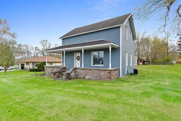 572 Green Bay Avenue, OCONTO FALLS, WI 54154