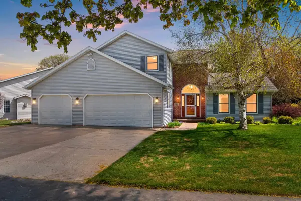1734 O Hearn Lane, DE PERE, WI 54115-3467