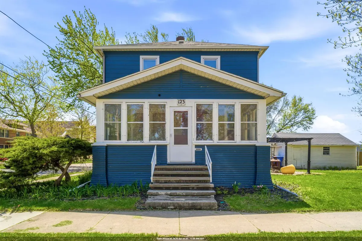 123 E Harrison Street, Appleton, WI 54915 - #1