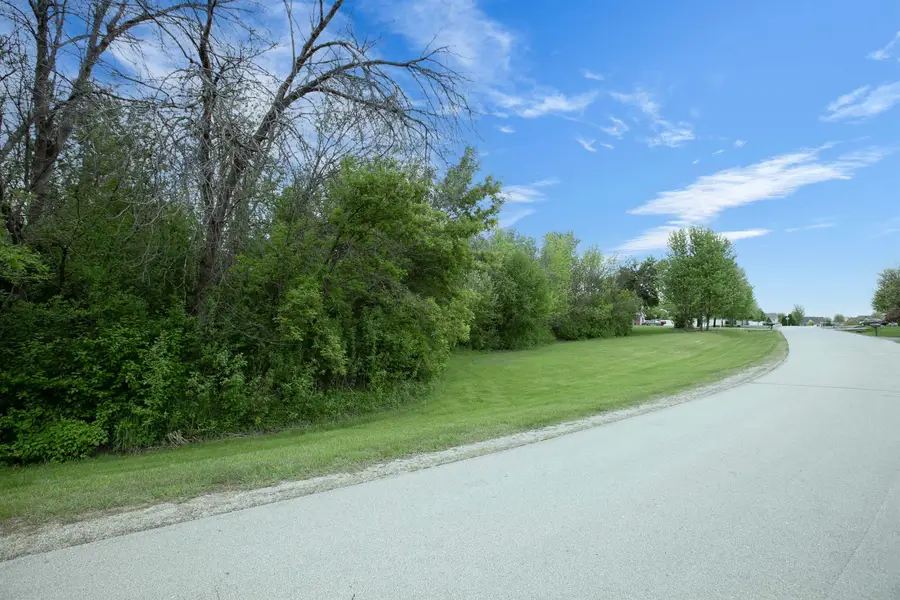 Charleen Lane #7, Greenville, WI 54942 - #2