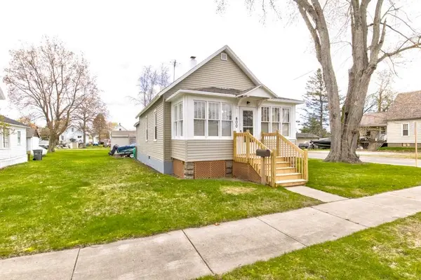 400 Elizabeth Avenue, MARINETTE, WI 54143