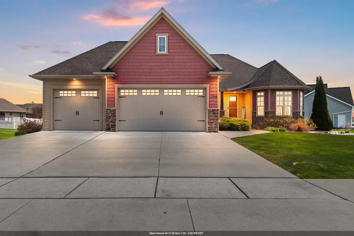 1344 Lear Lane, De Pere, WI 54115 - #1