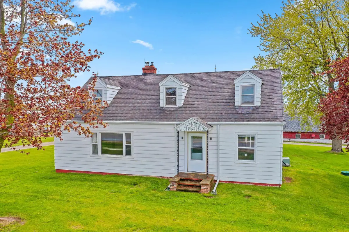 N5440 State Rd 55, Seymour, WI 54165 - #1