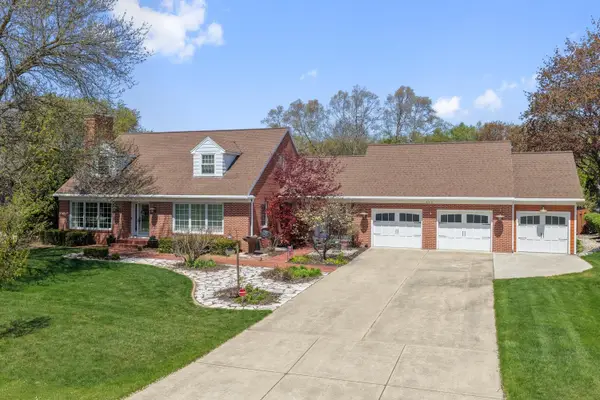 240 Arbor Lane, GREEN BAY, WI 54301-1604