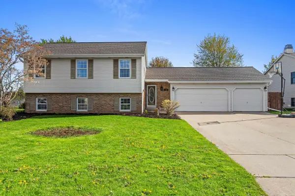 2124 Kensington Lane, GREEN BAY, WI 54311