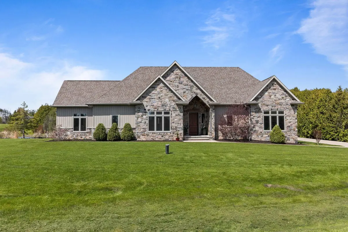 N3281 Feather Ridge Drive, Appleton, WI 54913 - #1