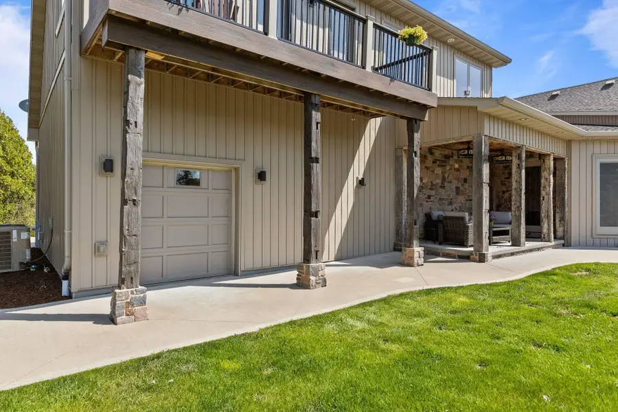 N3281 Feather Ridge Drive, Appleton, WI 54913 - #2