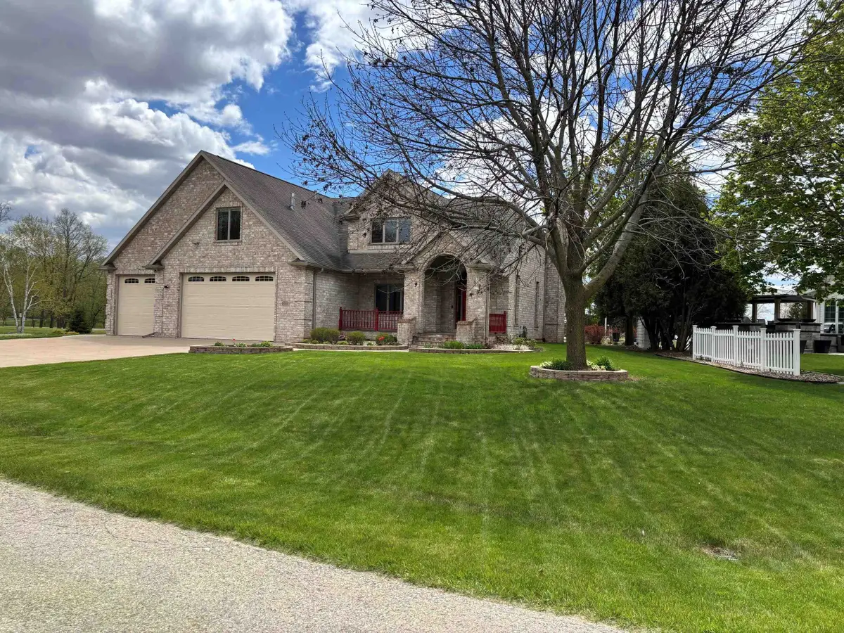 W5085 Fox Lane, Sherwood, WI 54169-9711 - #1