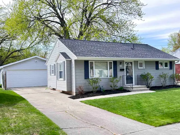 1740 13th Avenue, GREEN BAY, WI 54304-3717