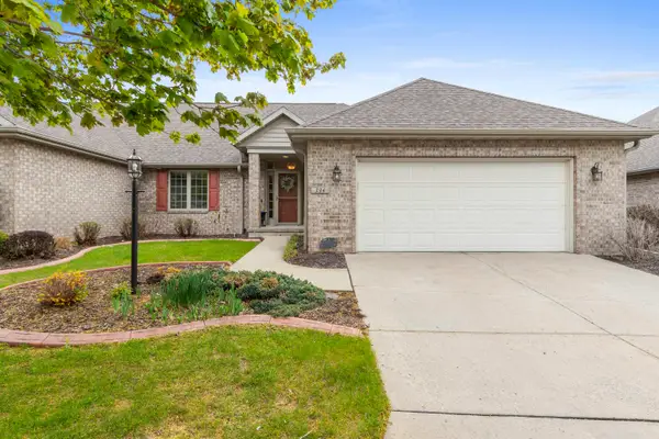 394 Woodfield Drive, GREEN BAY, WI 54313
