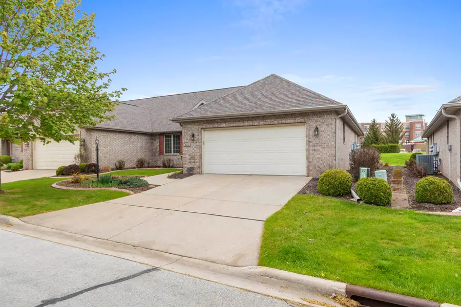 394 Woodfield Drive, Green Bay, WI 54313 - #3