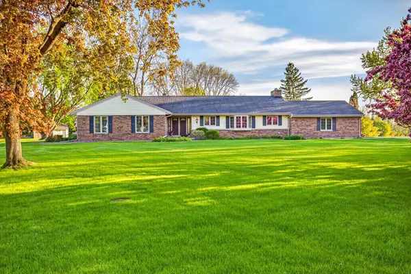 3115 Westfield Ridge, NEENAH, WI 54956