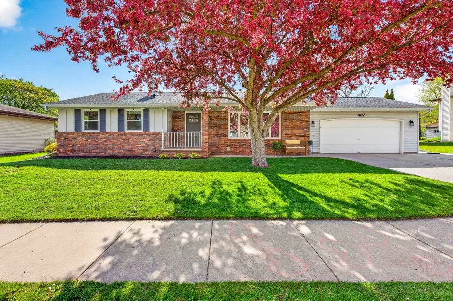 807 Rosehill Road, Kaukauna, WI 54130-3617 - #2