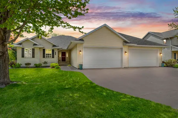 3219 E Fallcreek Lane, APPLETON, WI 54913