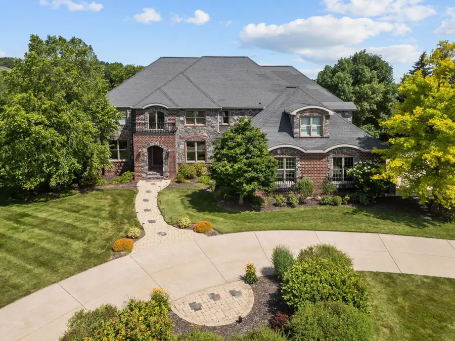 2730 E Apple Hill Boulevard, Appleton, WI 54913 - #2