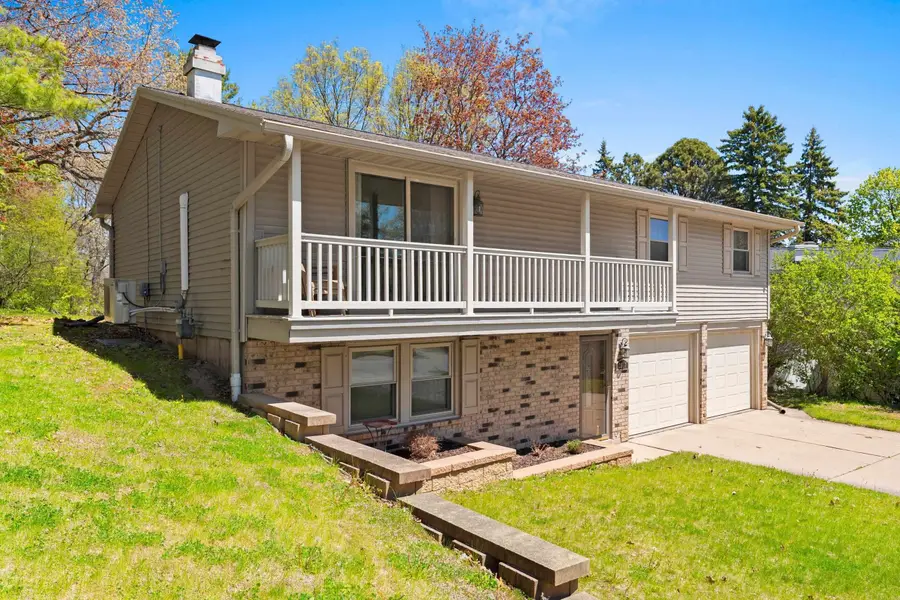 2987 Albert Drive, Green Bay, WI 54311-5901 - #3