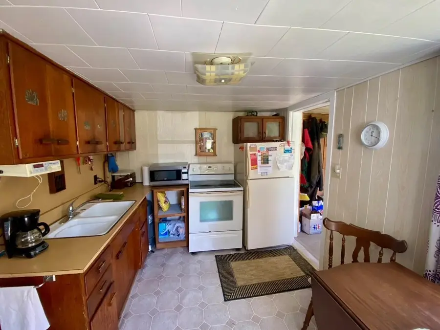 8918 State Highway 64, Pound, WI 54161 - #2