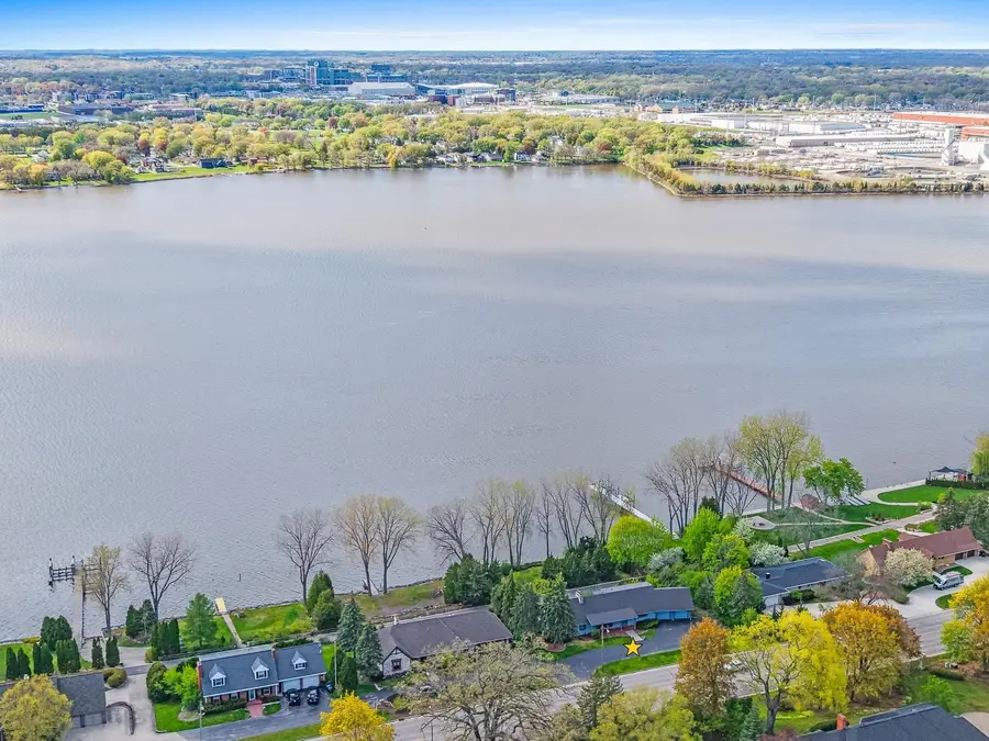 2512 Riverside Drive, Green Bay, WI 54301 - #2