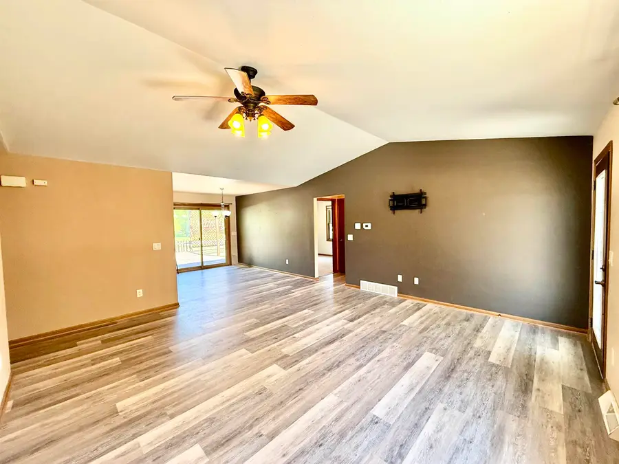 975 Whippoorwill Lane, Fond Du Lac, WI 54935 - #3