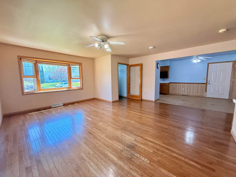 1530 Falcon Way, Sheboygan Falls, WI 53085-3332 - #3
