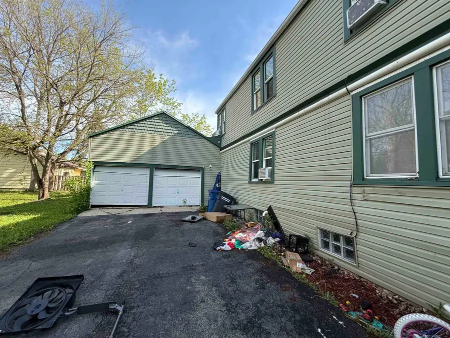 316 Oxford Avenue, Oshkosh, WI 54901 - #2