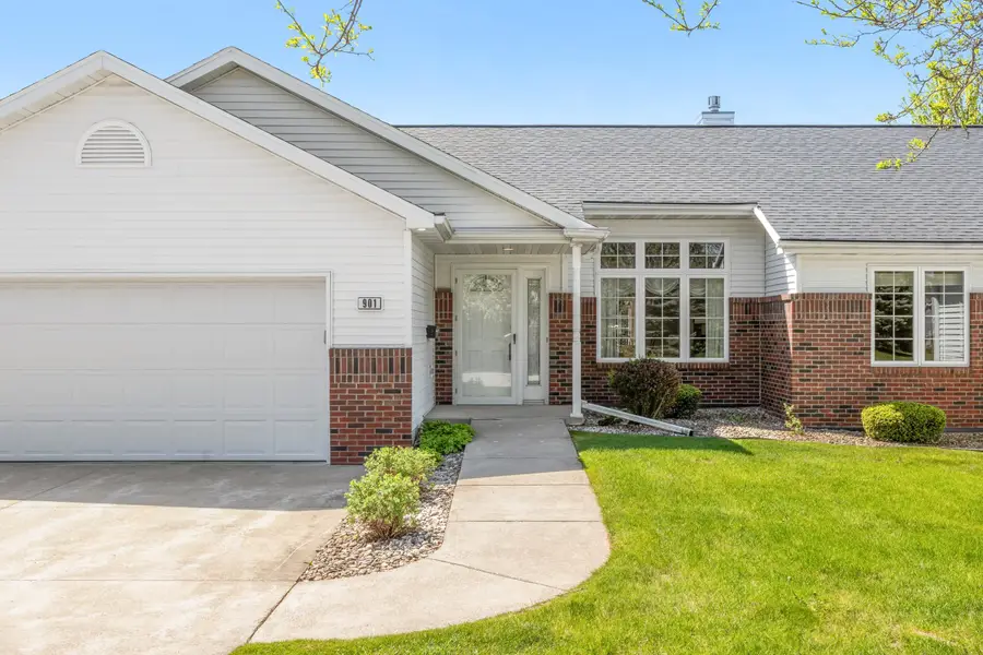 901 W Bent Oak Lane #77, Appleton, WI 54914-7235 - #2