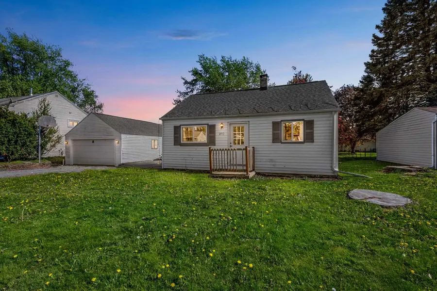 2717 W Heather Avenue, Appleton, WI 54914 - #2