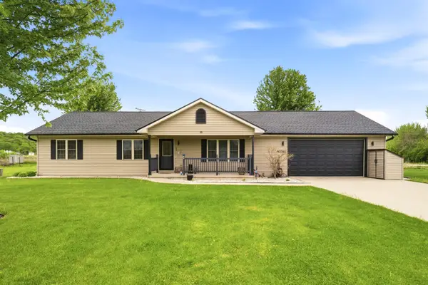 N7542 Meadowview Drive, FOND DU LAC, WI 54935