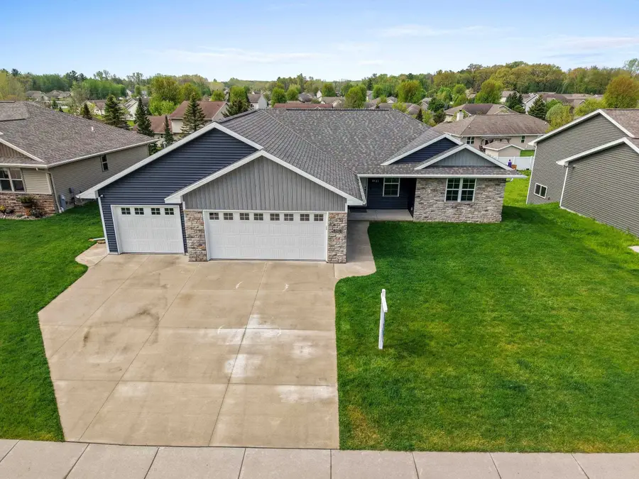3421 Glendale Avenue, Green Bay, WI 54313 - #2
