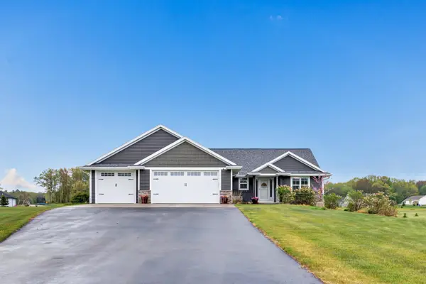 379 N Shady Lawn Circle, SOBIESKI, WI 54171