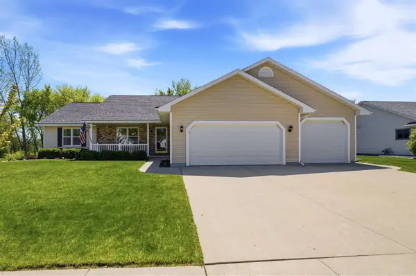 1722 Park Ridge Lane, NORTH FOND DU LAC, WI 54937