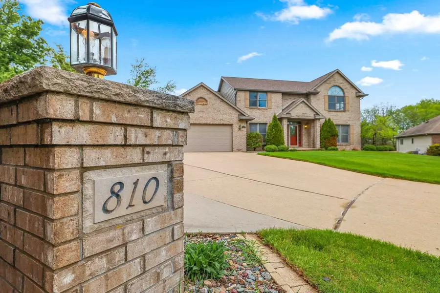 810 Windover Court, Green Bay, WI 54313-7399 - #3